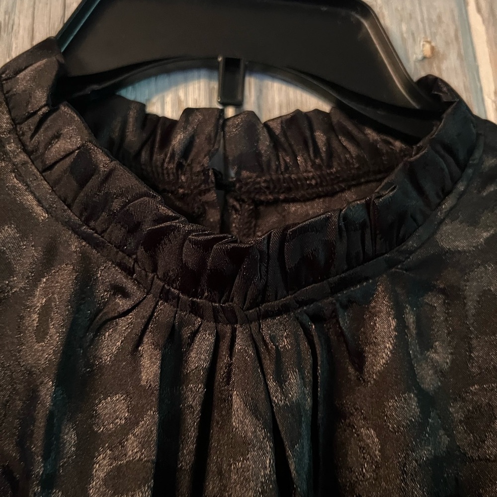 Black Leopard Print Ruffled Dress - Picture 7 of 10